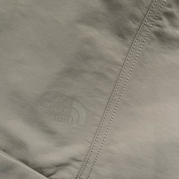 Men! NWT North Face Paramount Trail Slim Fit Hiking Pants Dune Beige Size 38x29 - Picture 7 of 8